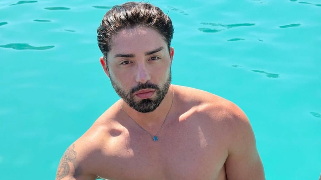 Rico Melquiades investe mais de R$ 150 mil em novas cirurgias estéticas: ‘Trincado’